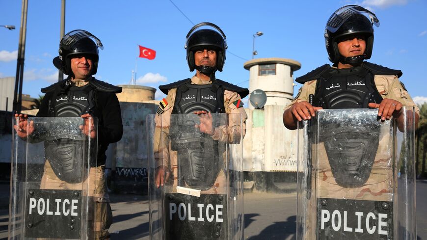 Iraqi police protect Turkish embassy against protest
