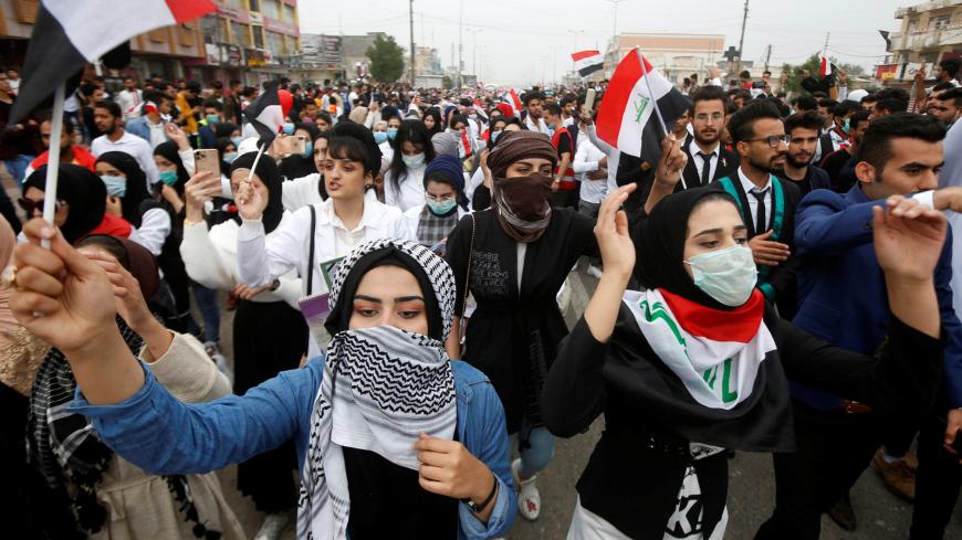 University and college students attend the ongoing anti-government protests in Basra, Iraq December 3, 2019. REUTERS/Essam al-Sudani - RC2MND91MYMO