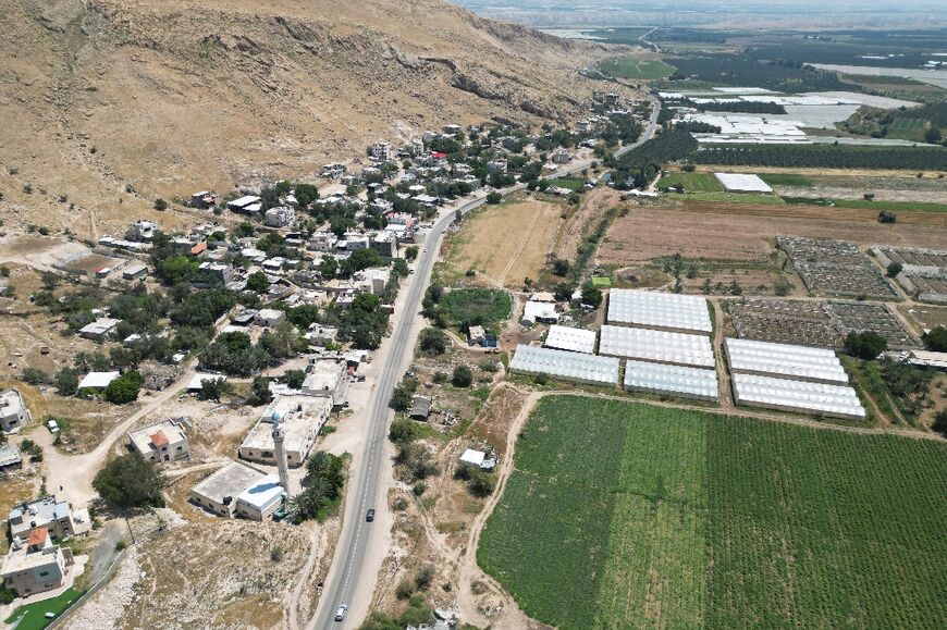 Palestinian farmers in the occupied West Bank's Jordan Valley 'have very little power', says settlement watchdog