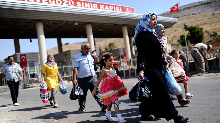 Why Are Syrian Refugees Returning From Turkey? - Al-Monitor ...