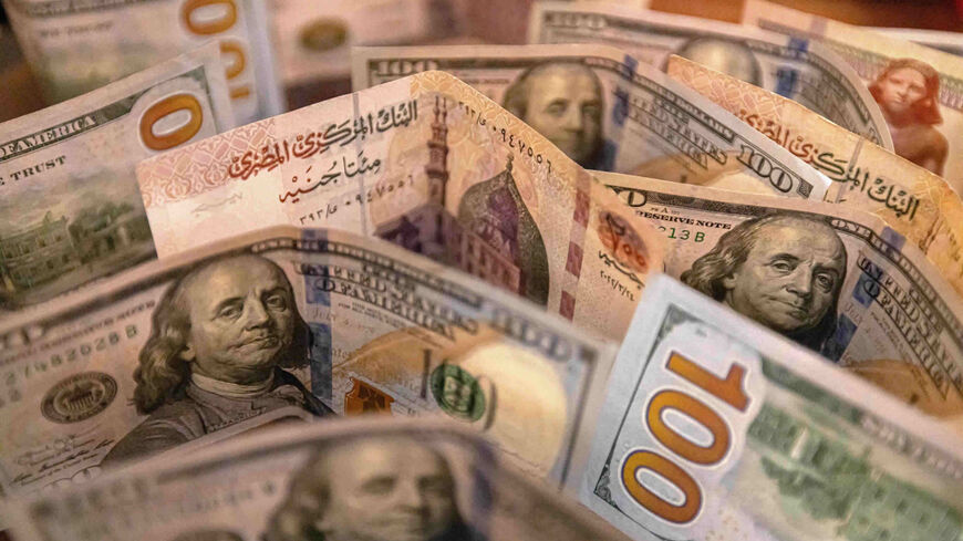 Can floating Egyptian pound kill foreign currency black market