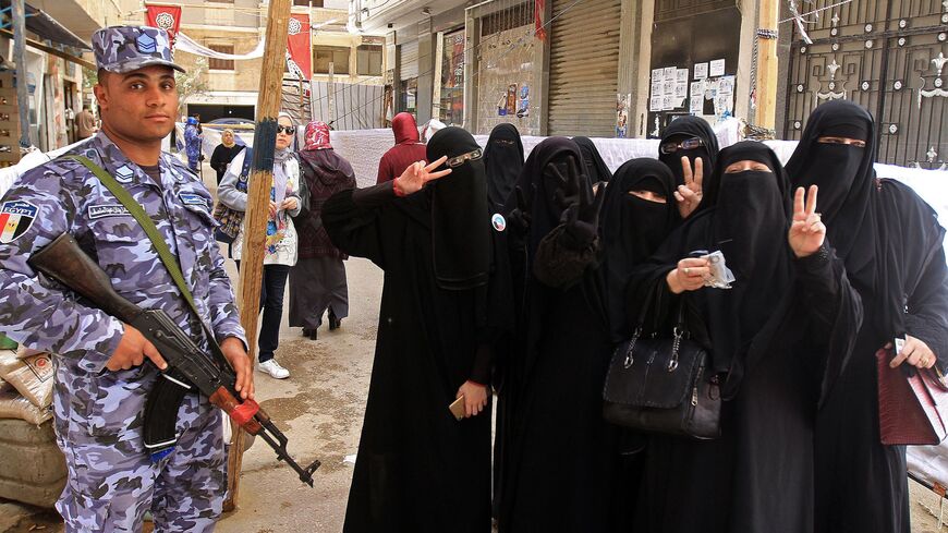 More Egyptian Women Reject Hijab Al Monitor Independent Trusted Coverage Of The Middle East