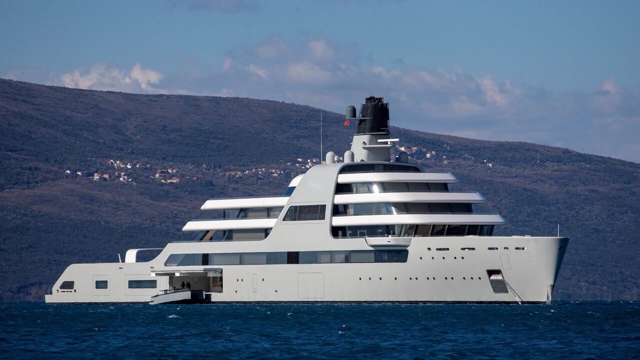 Abramovich yacht