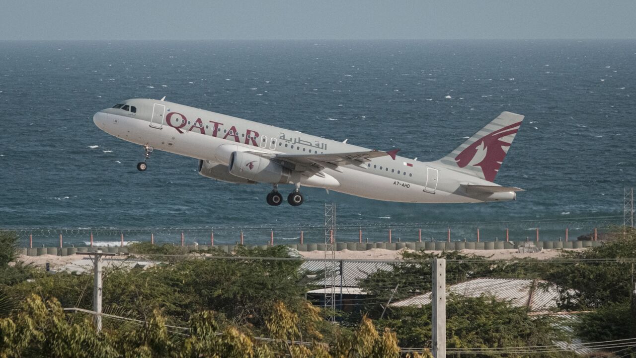 Qatar Airways plane 2