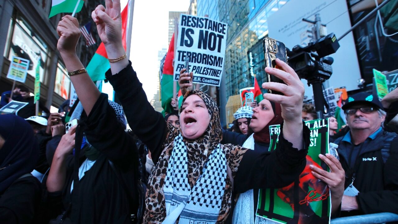 Protesters in New York call for an end to 'Israeli occupation' and the 'liberation' of Palestinian territories on October 13, 2023