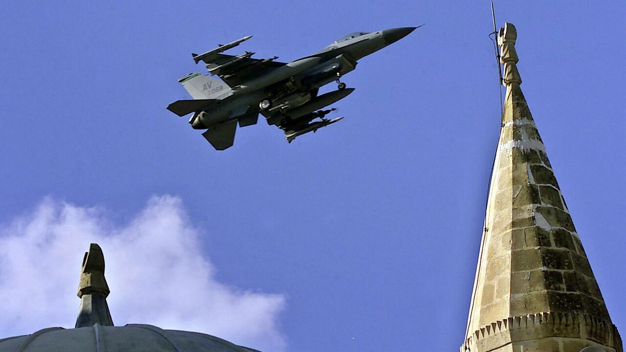 A file photo taken in November 2001 shows a US Air Force F-16 warplane ready to land at Incirlik Air Base, southern Turkey. 