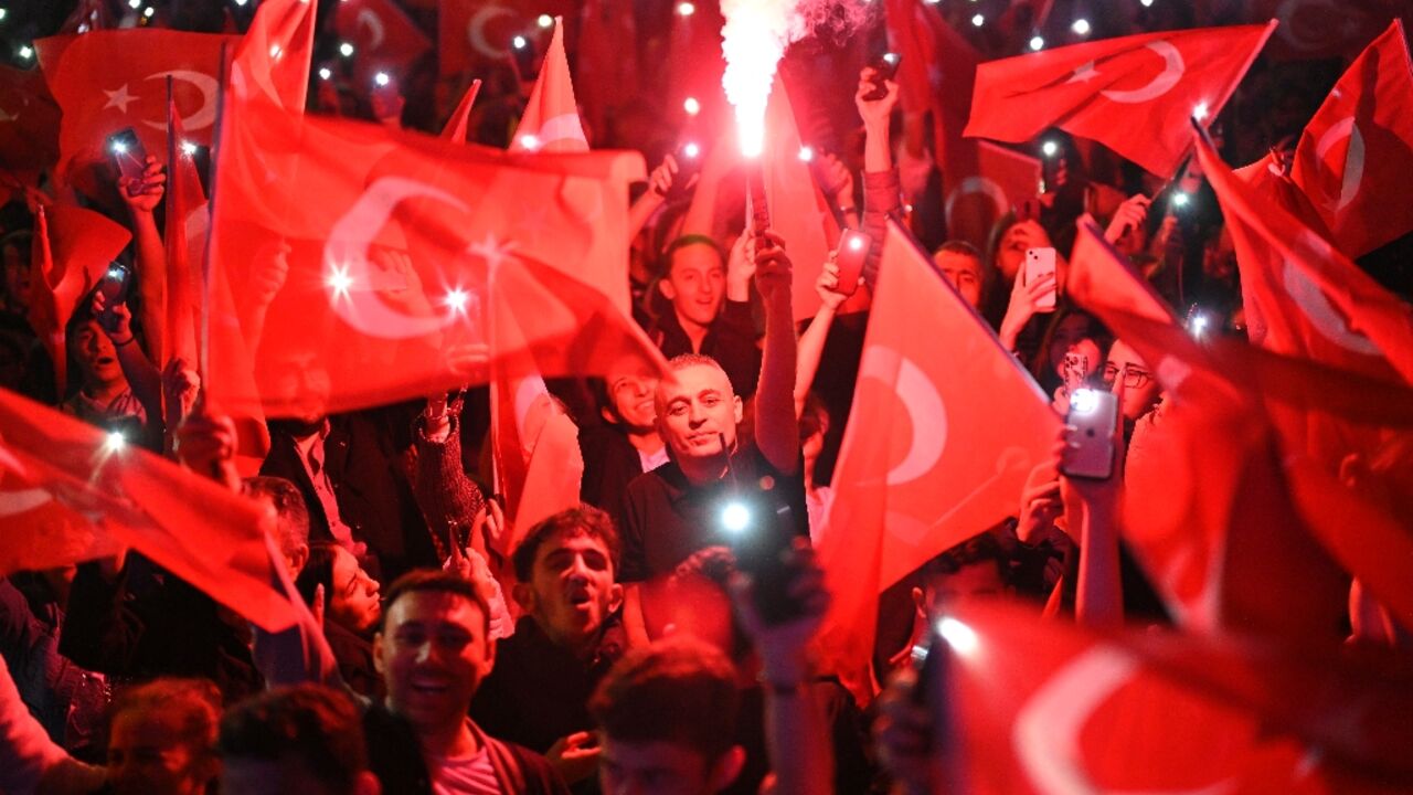 Both the mayors in Istanbul and Ankara claimed victory