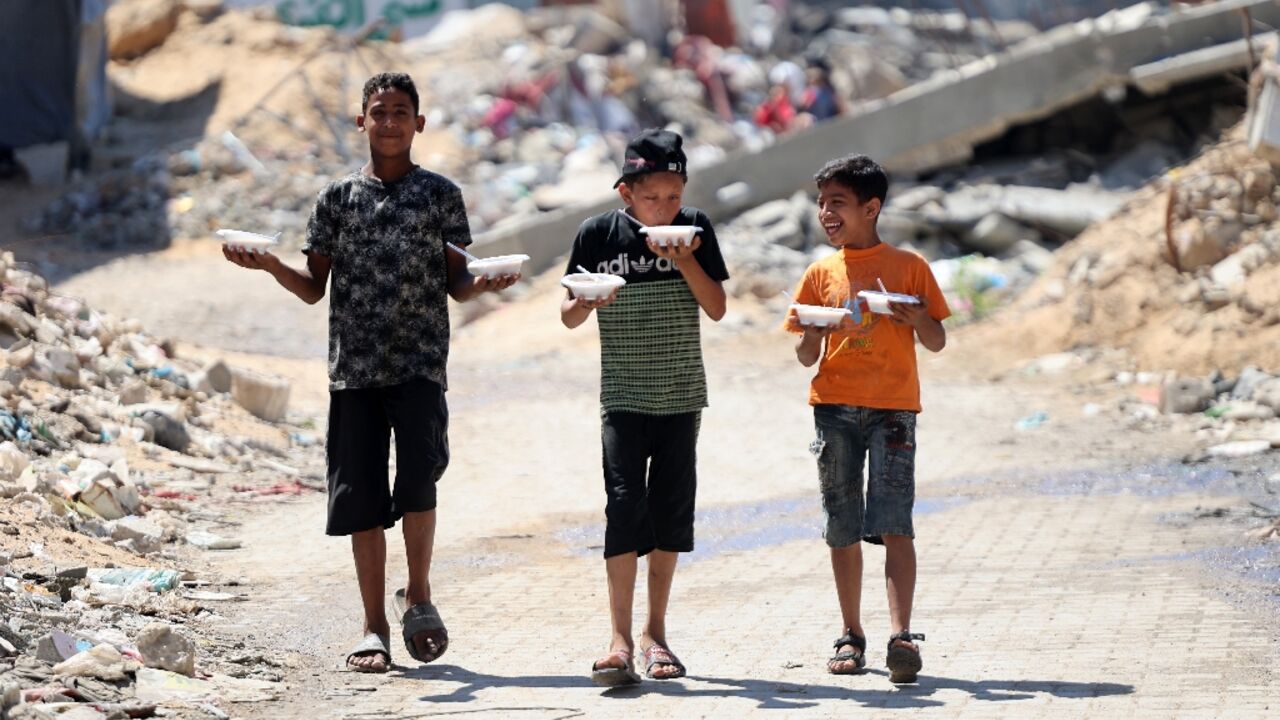 Devastation and hunger in Gaza has increased pressure on Hamas and Israel to agree a ceasefire in their war