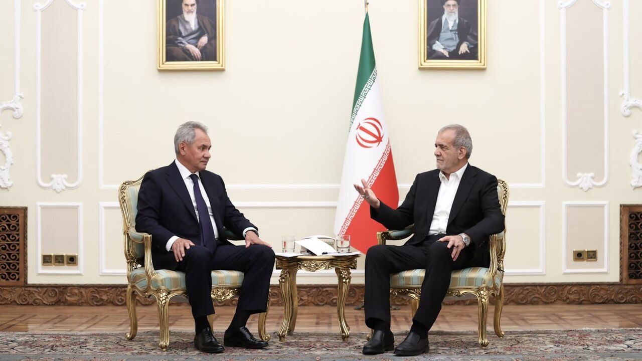 Iranian President Masoud Pezeskhian (R) meets with secretary of Russia’s Security Council Sergei Shoigu in Tehran on Aug. 5, 2024.