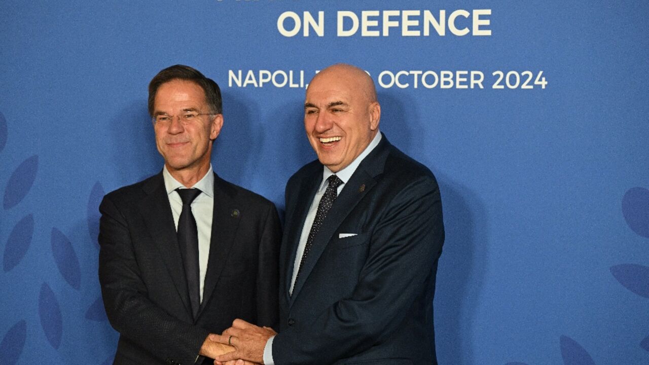 NATO chief Mark Rutte (L) also attended the G7 defence summit in Naples, chaired by Italian Defence Minister Guido Crosetto