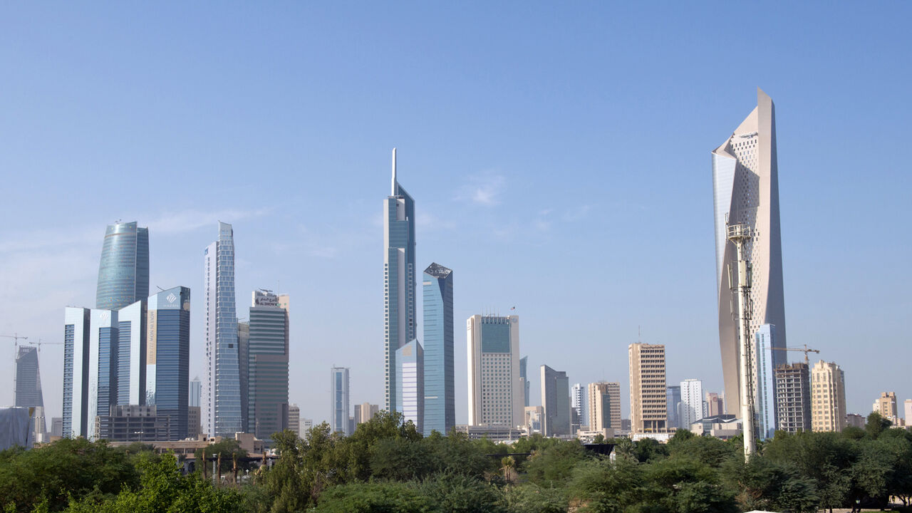 A general view of Kuwait City November 10, 2012. Picture taken November 10.  REUTERS/Stephanie Mcgehee  (KUWAIT - Tags: CITYSPACE) - GM1E8BE1MK101