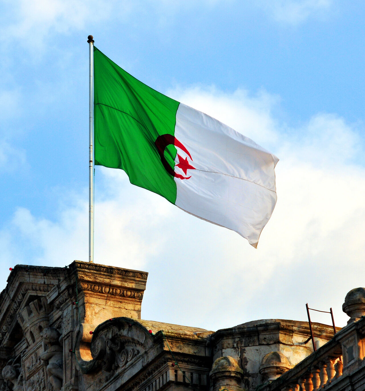Algeria cover image - flag