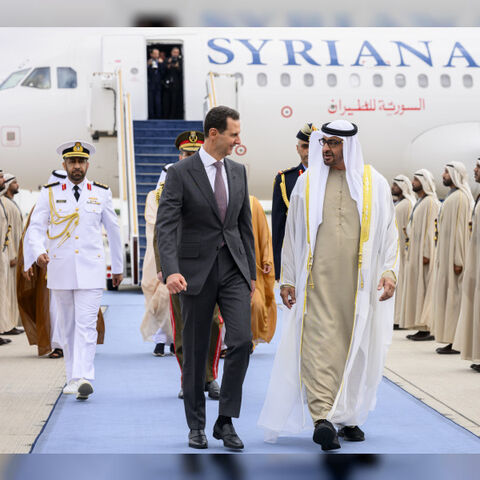 [2/7]Syria's President Bashar al-Assad meets with President of the United Arab Emirates Sheikh Mohamed bin Zayed Al Nahyan at the Presidential Airport in Abu Dhabi, United Arab Emirates March 19, 2023. Abdulla Al Neyadi/UAE Presidential Court/WAM