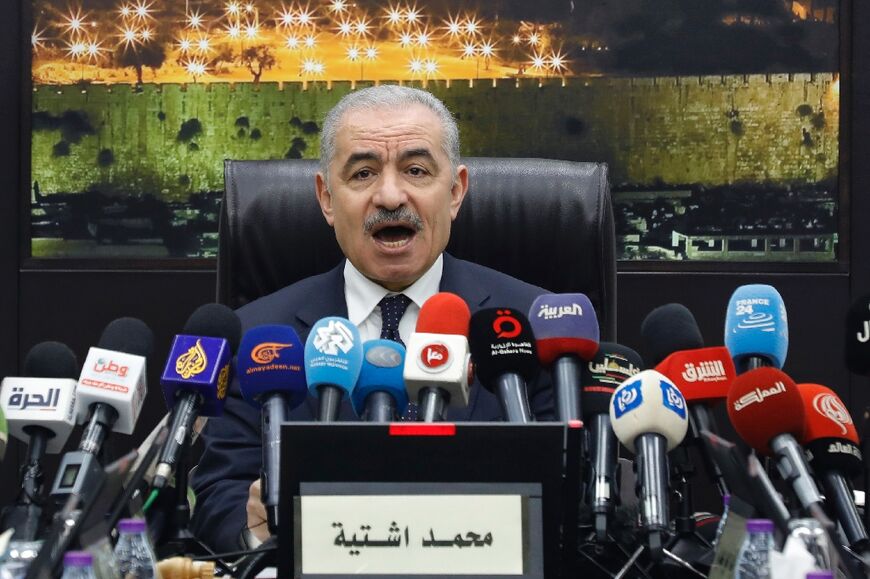 Palestinian prime minister Mohammad Shtayyeh announced his government's resignation  and called for intra-Palestinian consensus