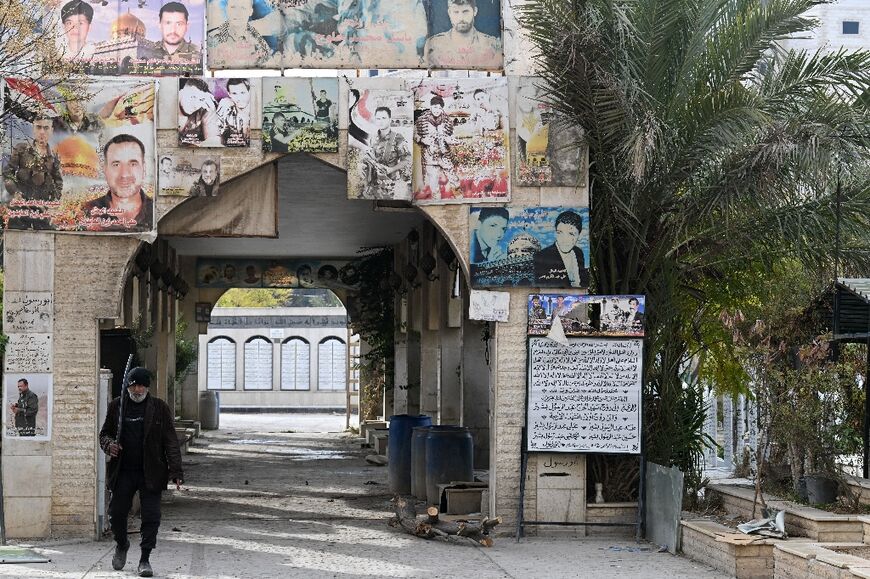 The shrine was previously guarded by Iran-backed fighters, before Sunni Islamist rebels swept into the capital