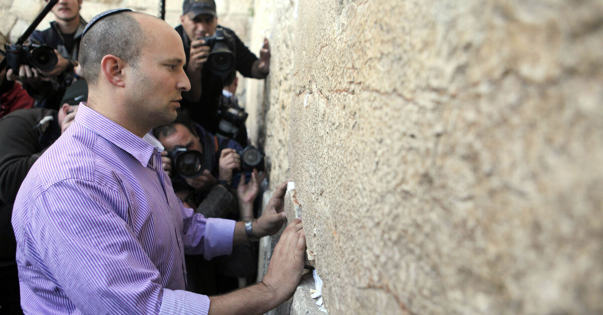 Bennett in bind over prayer space by Western Wall - Al-Monitor ...