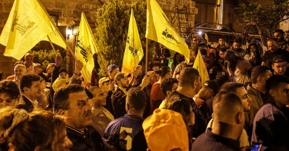 Hezbollah Lose Ground Reformists Surge In Lebanon Polls Al Monitor The Middle Eastʼs Leading 7872