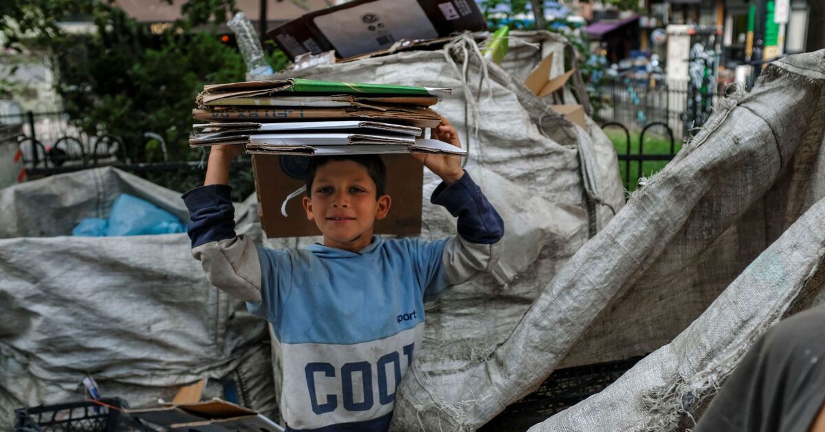 Arme iranische Kinder