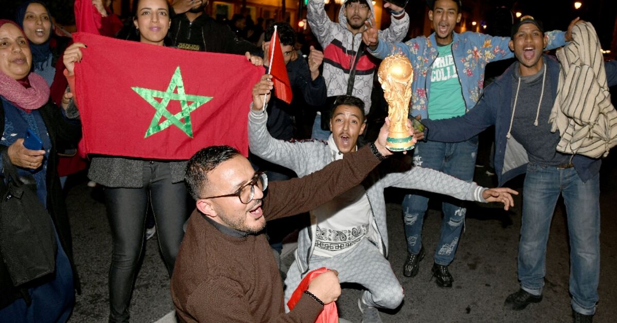 Marroquíes celebran victoria ‘histórica’ en la Copa del Mundo sobre España