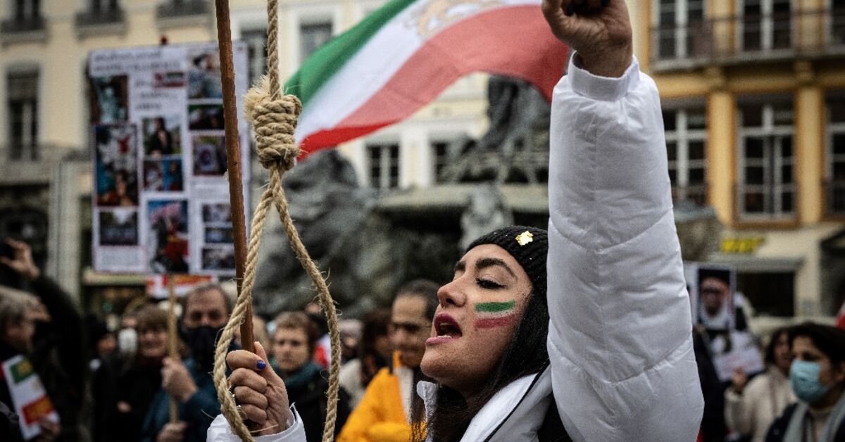 Iran Intensifies Protest Crackdown As UN Decries Executions ...