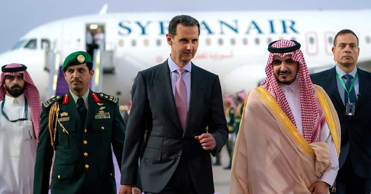 Assad Caps Return To Arab Fold At Saudi Hosted Summit Al Monitor The