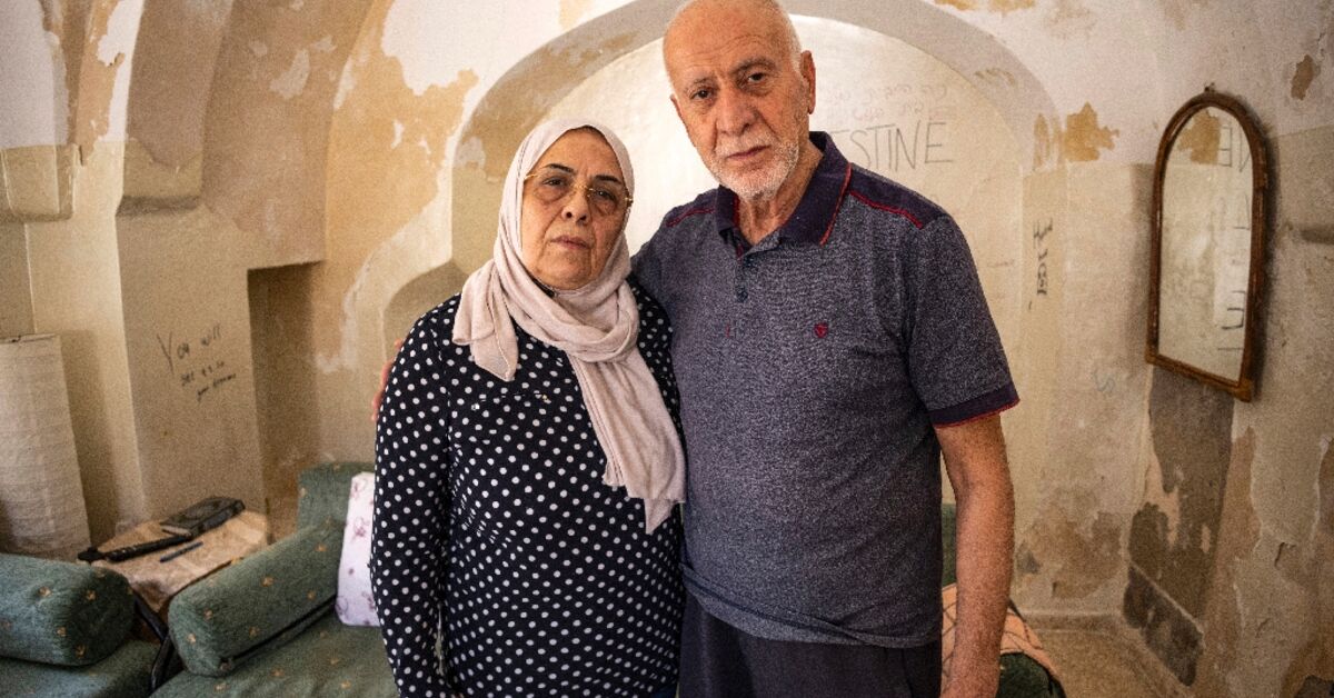 Palestinian couple brace for east Jerusalem eviction - Al-Monitor: The ...