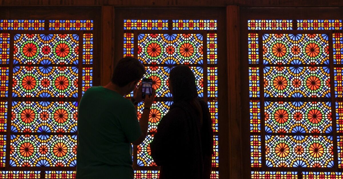 Shunned by Western tourists, Iran looks to attract visitors from its  neighbors