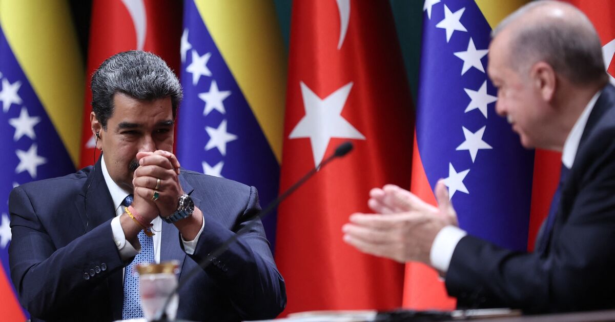 Erdoğan, tartışmalı seçimlerin ardından Venezuela Devlet Başkanı Maduro’yu arayarak diyalog çağrısında bulundu