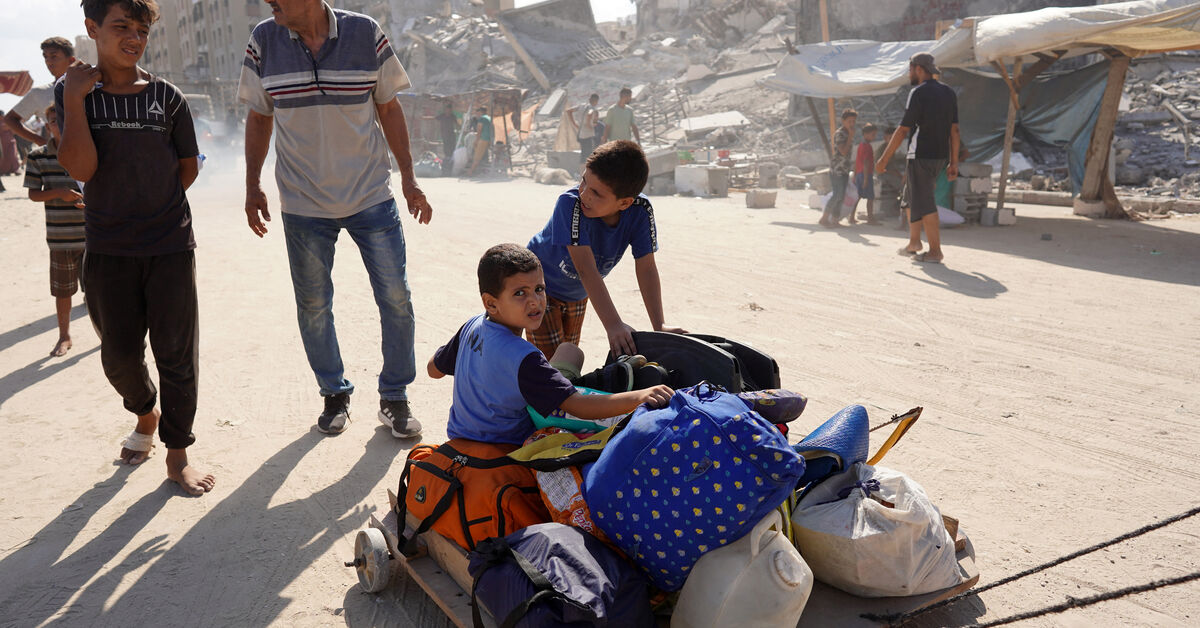 Israel extends evacuation order for Khan Yunis in Gaza Strip, more than 75,000 people flee