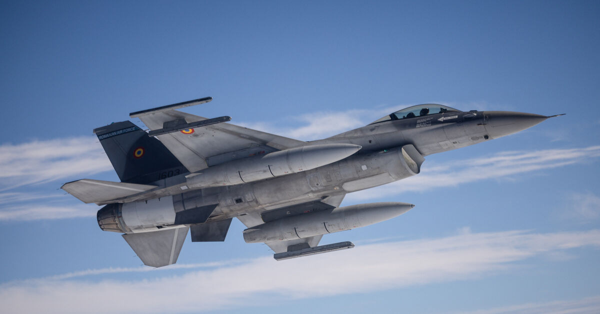 Turkey announces upfront payment for  billion F-16 jet contract